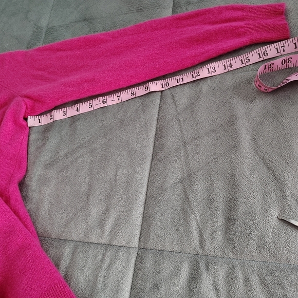 Lord & Taylor Pink Cashmere Woman Sweater OX - Picture 6 of 9